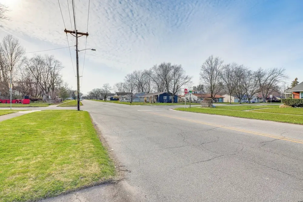 South Bend Home w/ Gas Grill Near Universities!