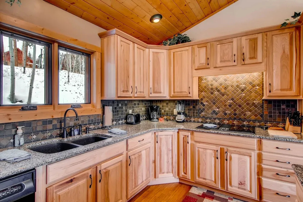 Royal Buffalo - 3 Br home by RedAwning