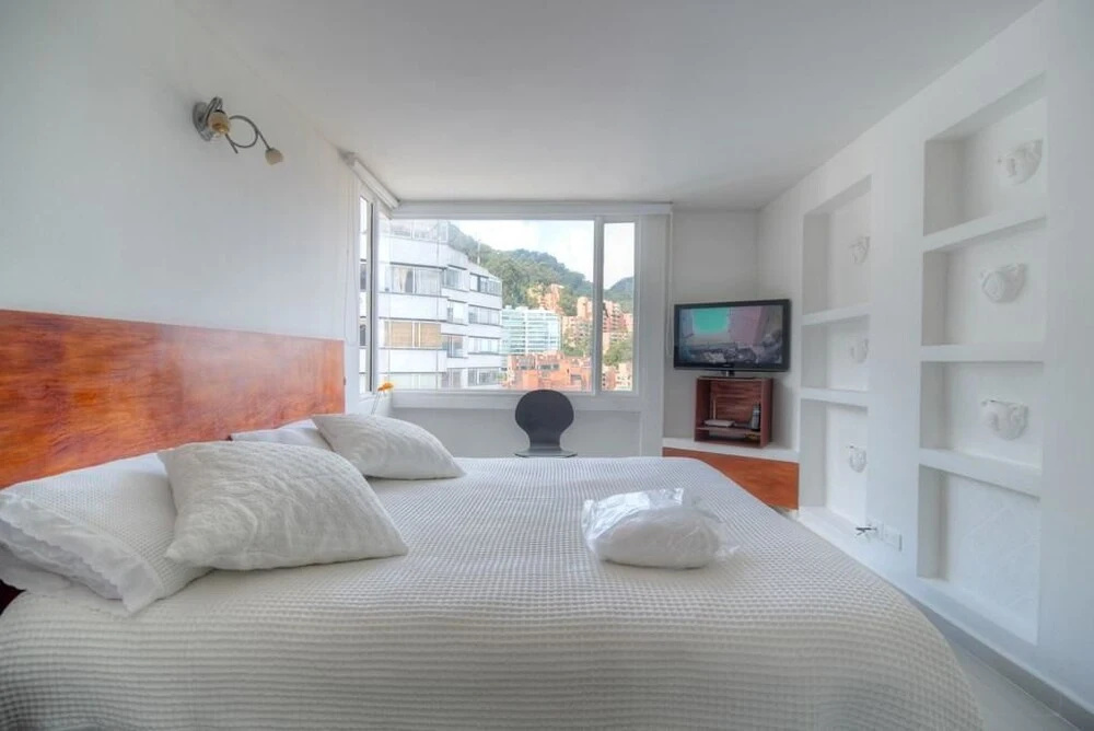 Apartment Zona Rosa 2204