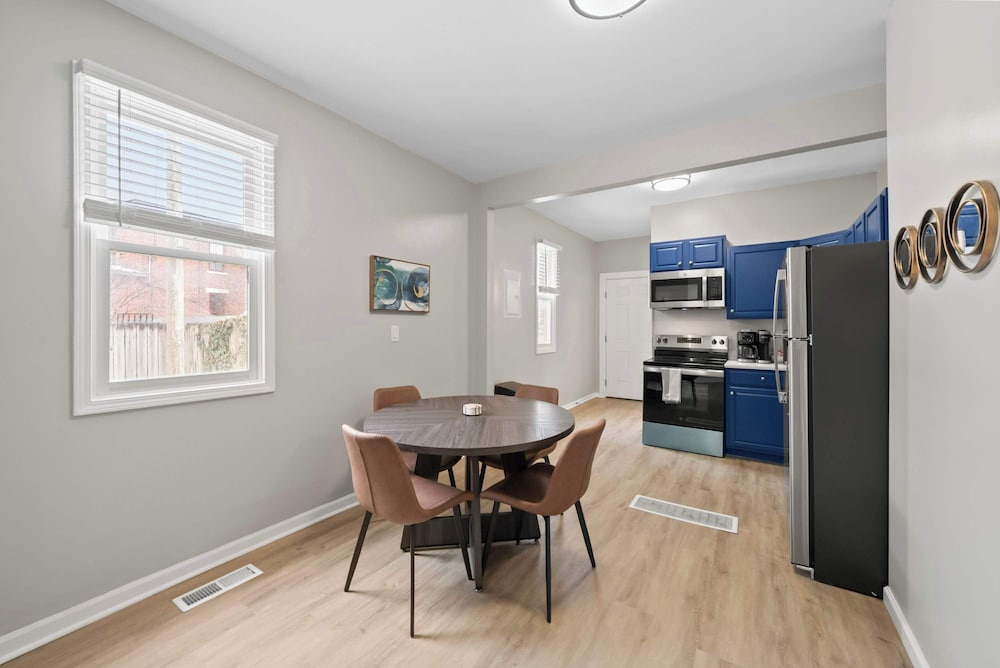 North Pearl Residencies 876