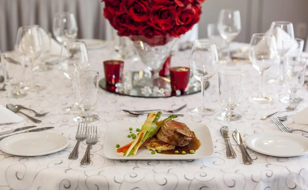 Holiday Inn Laval Montreal by IHG