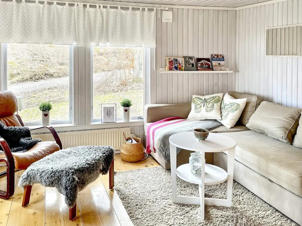 8 person holiday home in FAGERHULT-By Traum