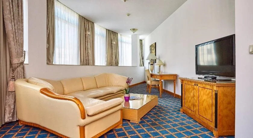 Hotel Master
