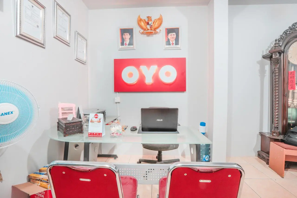 OYO 208 G House