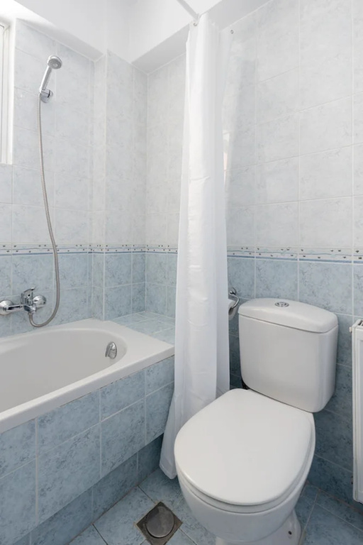 Ideal 1 BR Apartment in Petralona