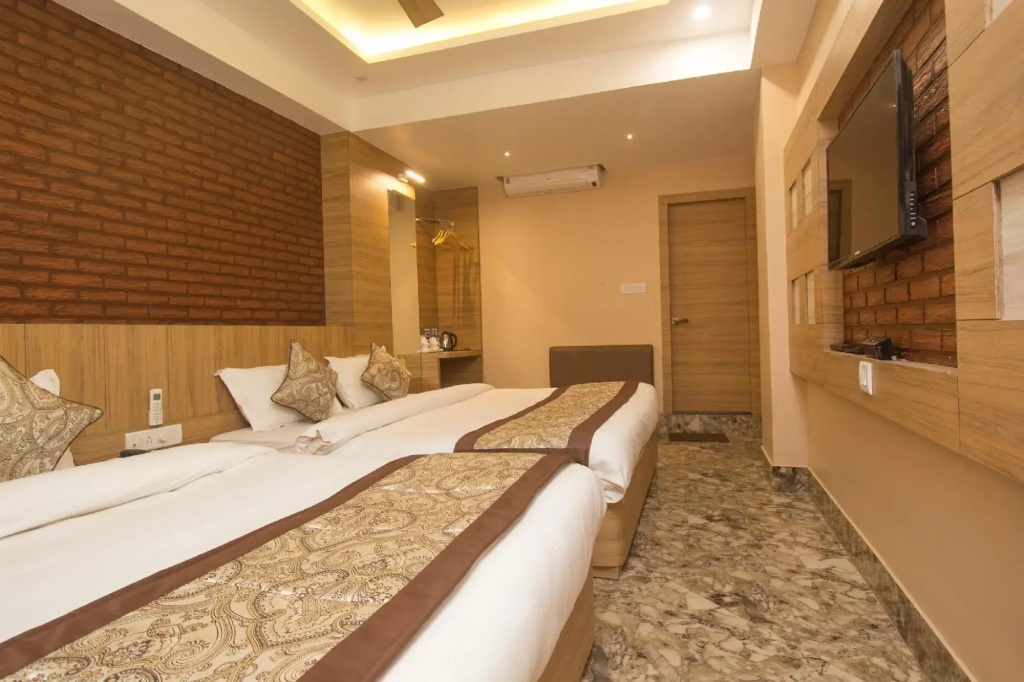 OYO 27992 Hotel Ganpati