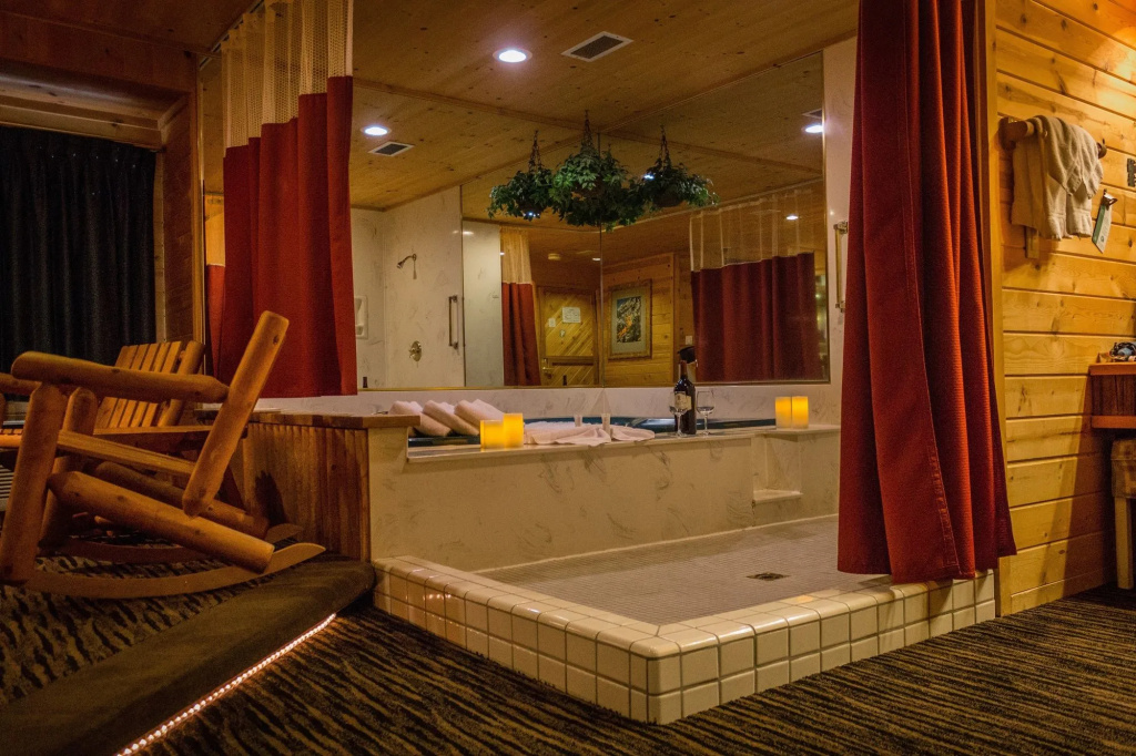 Postmarc Hotel and Spa Suites