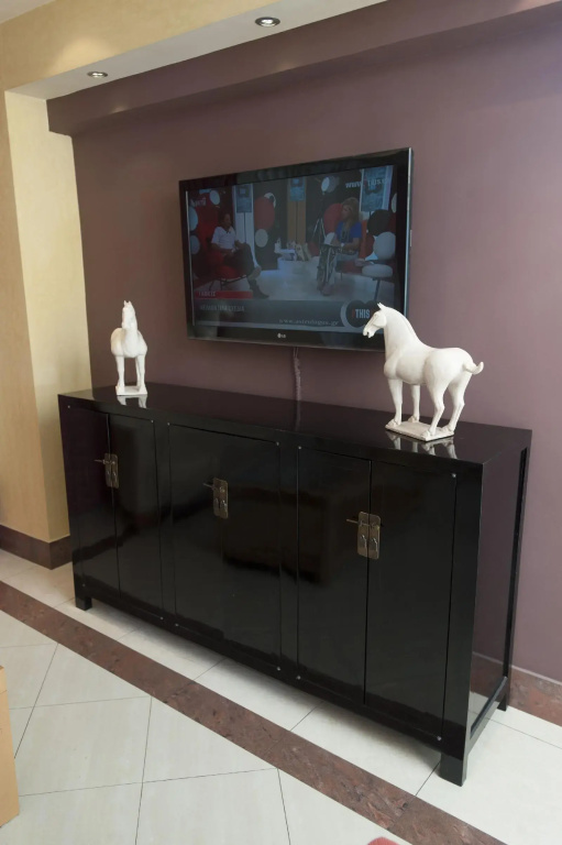 Nefeli Hotel