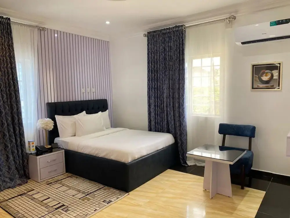 Am Place Luxury Apartments