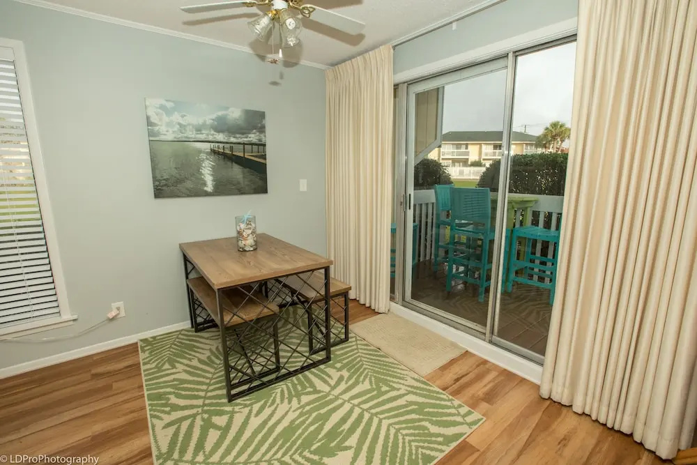 SPC 1034 is a Pet Friendly 1 BR with Free Beach Service for 2! by RedAwning