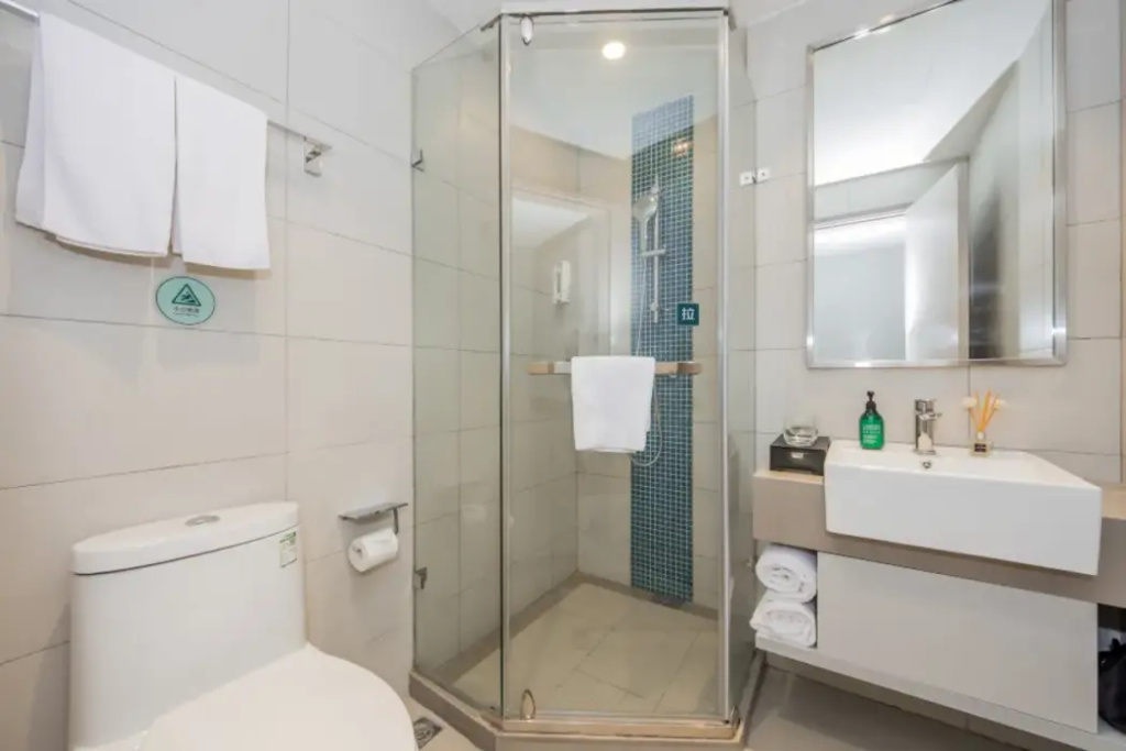 Homeinn Selected Hotel (Shanghai Sinan Road)