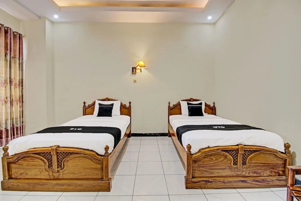 Collection O 92242 Hotel Tanjung Emas