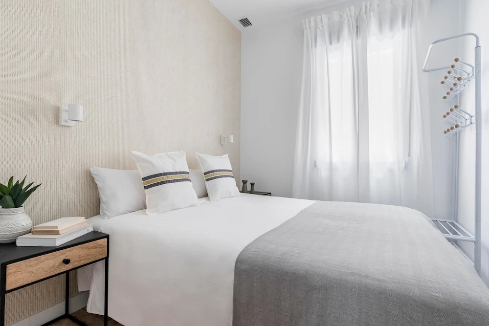 Maderas Apartments by Olala Homes
