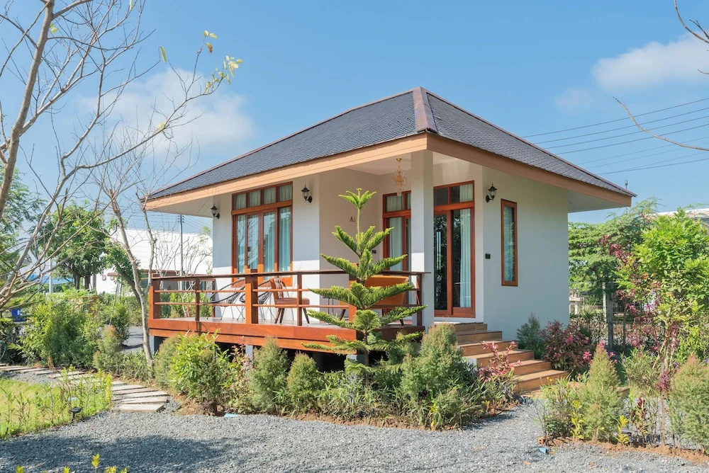 The garden pool villa resort at doisaket