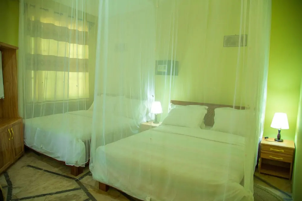 Asmorein Hotel