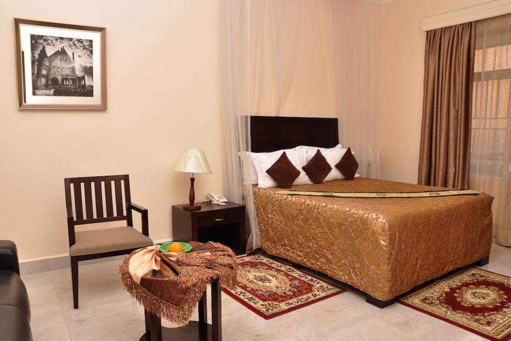 Garr Hotel