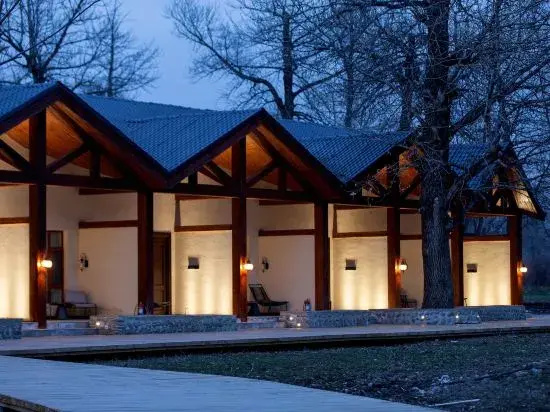 Nalati Bairui Linyin Hotel