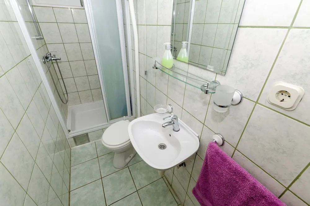 Apartments Dinko