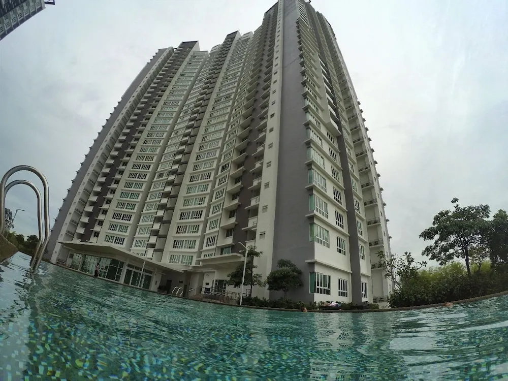 City Living with Panoramic Sea Views at Danga Bay