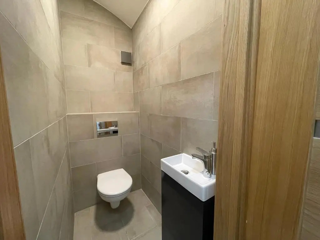 Modern guest house in city center I Room 3