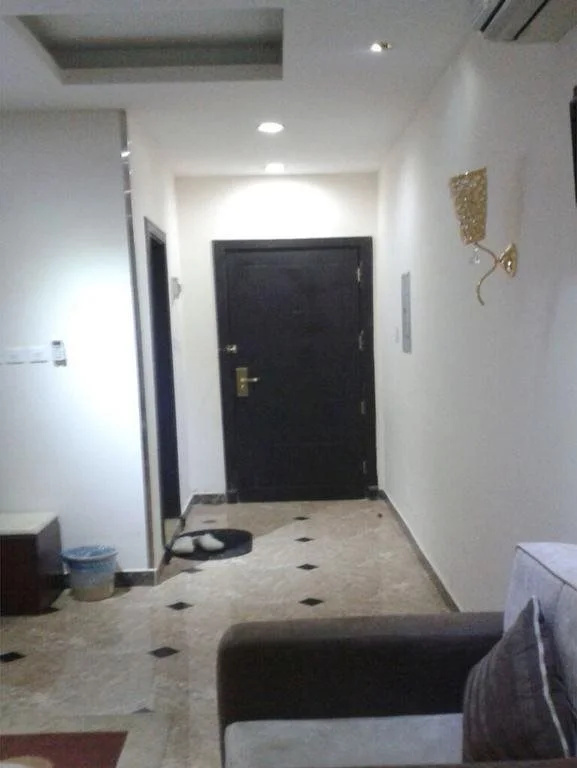Ewan Suites