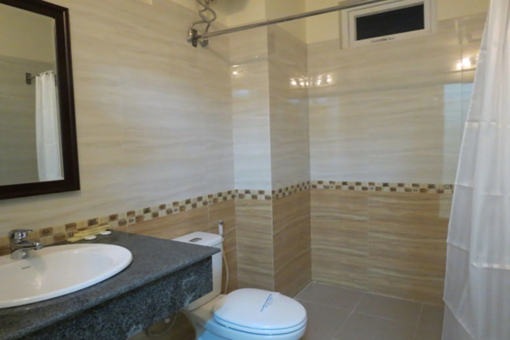Nam Long Plus Hotel