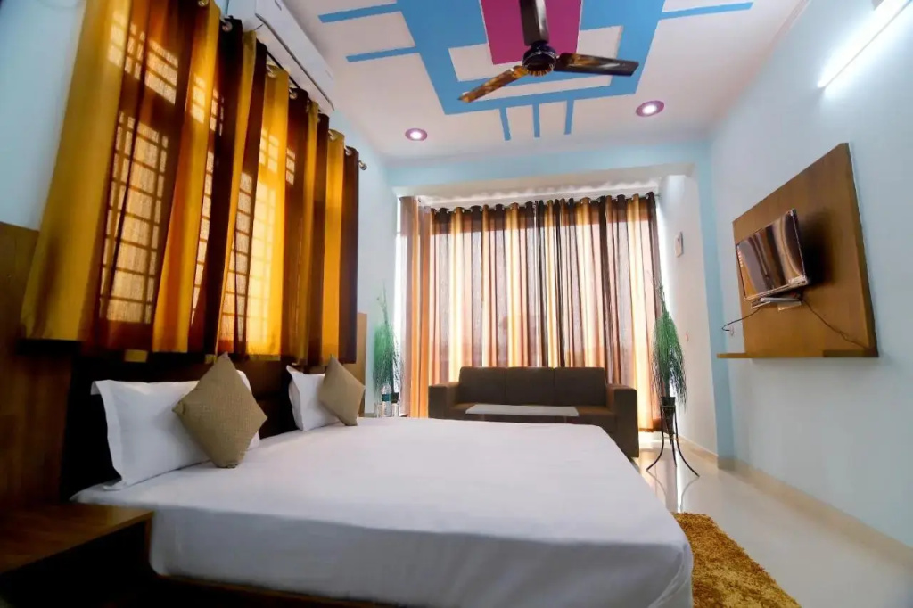Hotel Comfort Inn Homestay