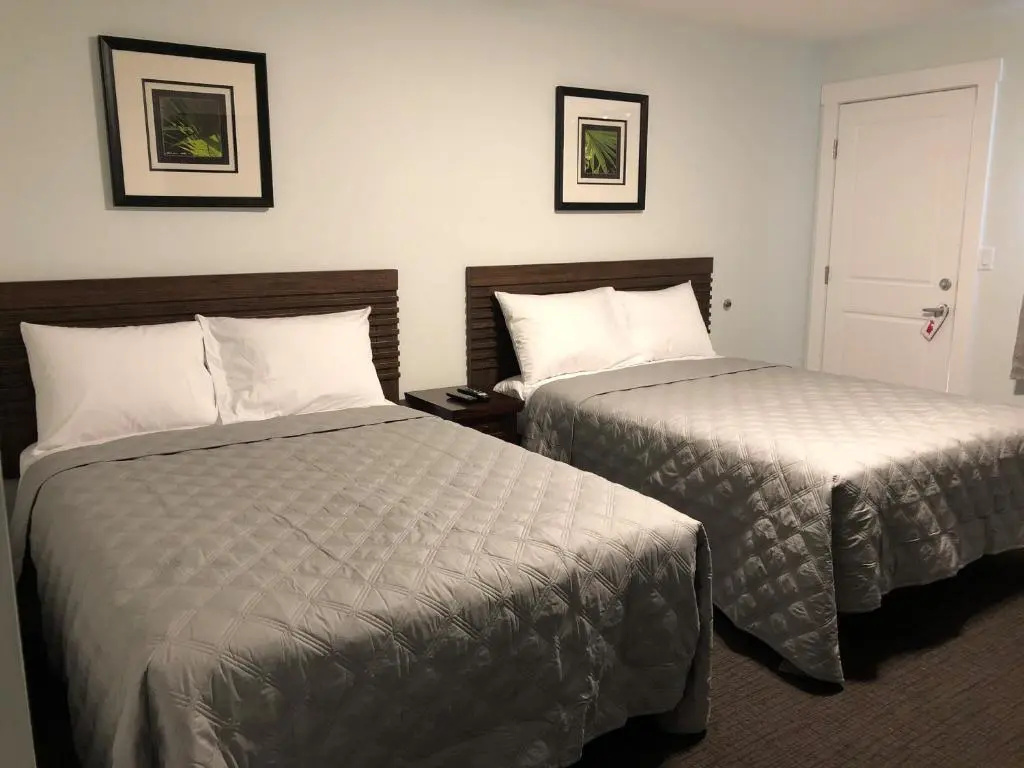 Onoway Inn And Suites