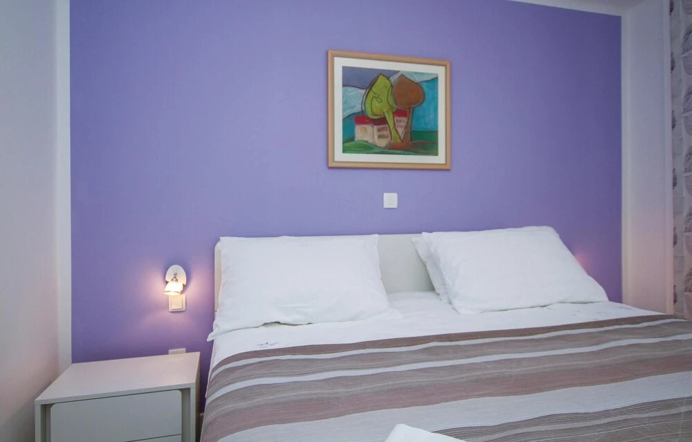 Stunning Home in Ravni With Wifi and 2 Bedrooms