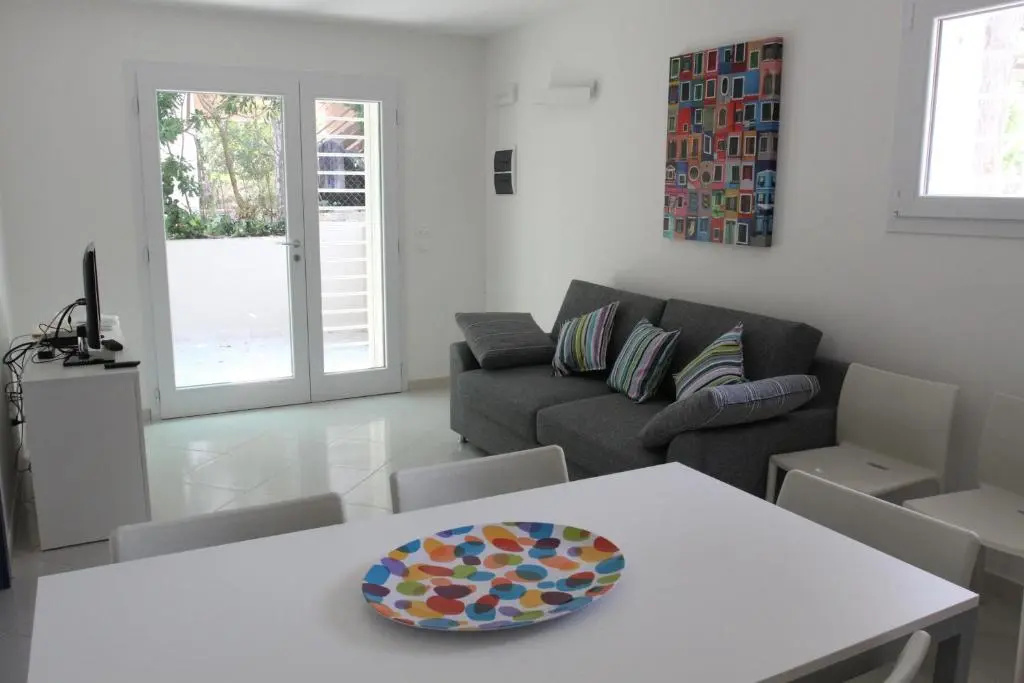 BA - Carla Apartments - Modern Apartments