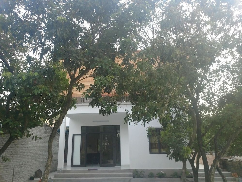 Tuyets Homestay