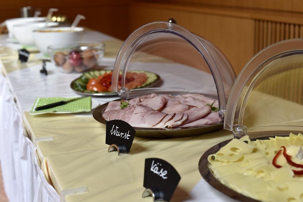 Junges Hotel Tulln - NÖ Jugendherbergswerk