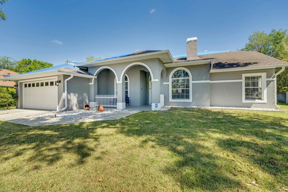 Inviting Home w/ Lanai & Pool in Kissimmee!