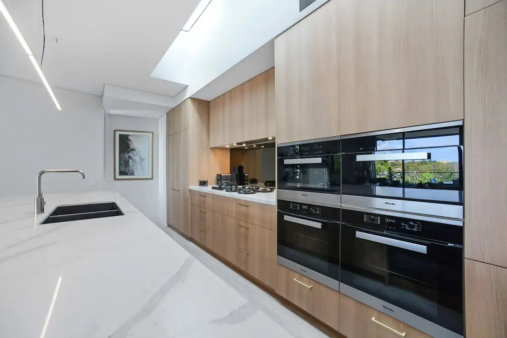 HomeHotel Ultra Luxurious 3 Bedroom Penthouse
