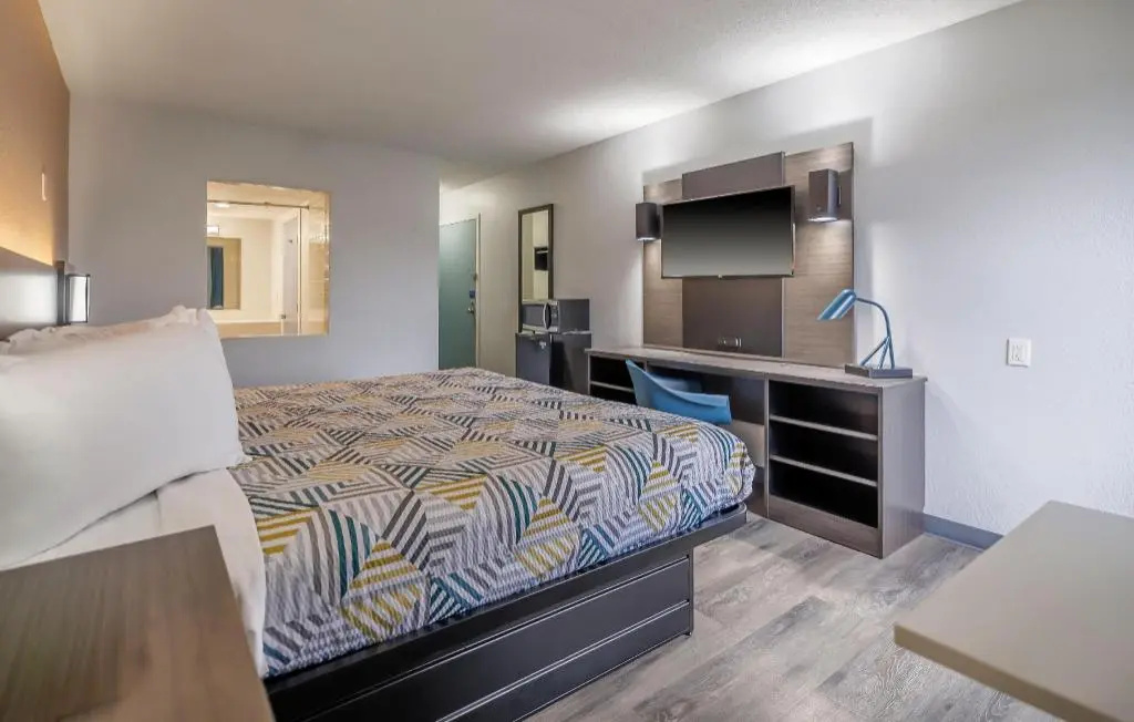 Motel 6 - Franklin, OH