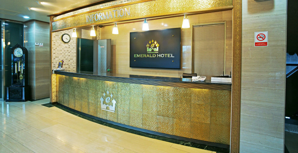Emerald Hotel