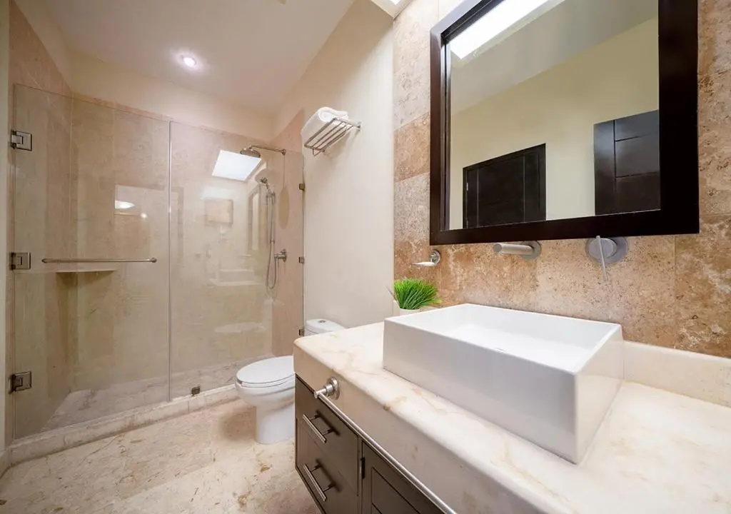 Condo Surf 405 - Luxury Oceanview Beachfront 3 BR with Gym - At El Faro Condos