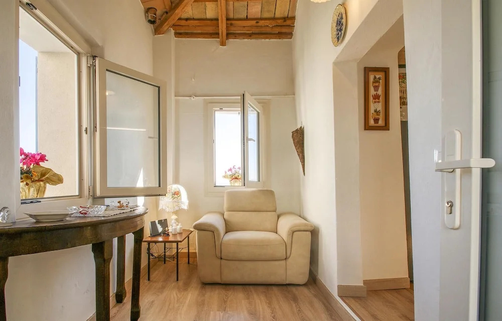 Amazing Home In Belvedere Fogliense