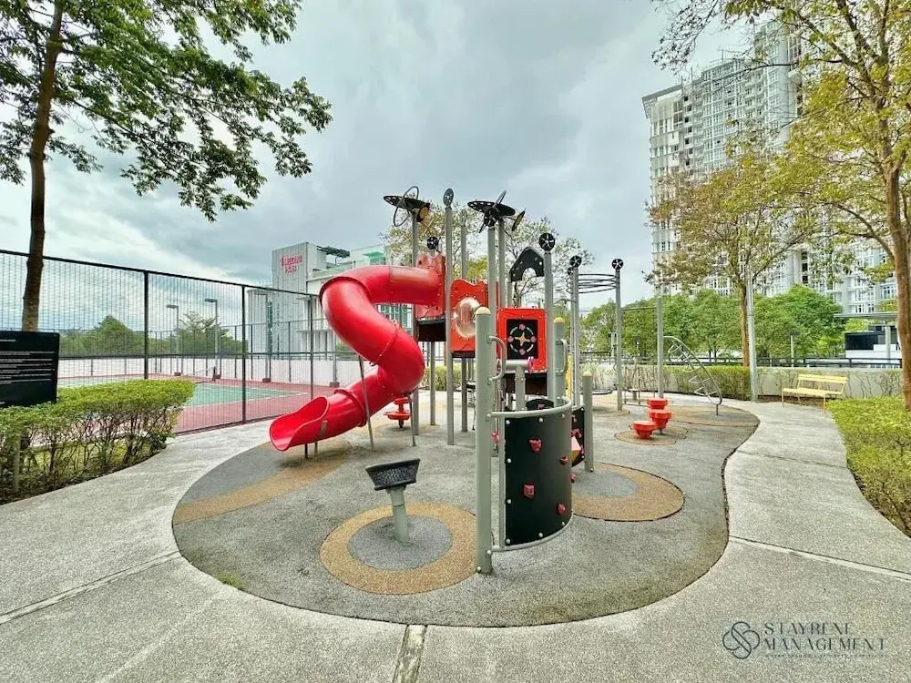 Medini Signature Legoland By Stayrene