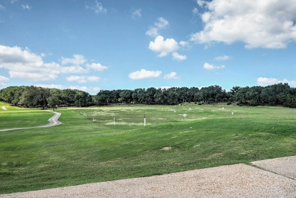 Beach & Pool Access at Lake Travis Family Getaway!