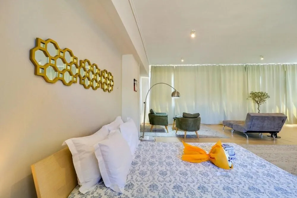 ACM Acropolis Apartments