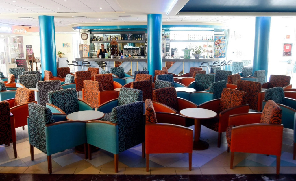 Hotel Tropic