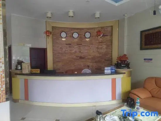 Simon Mido Cinema Hotel