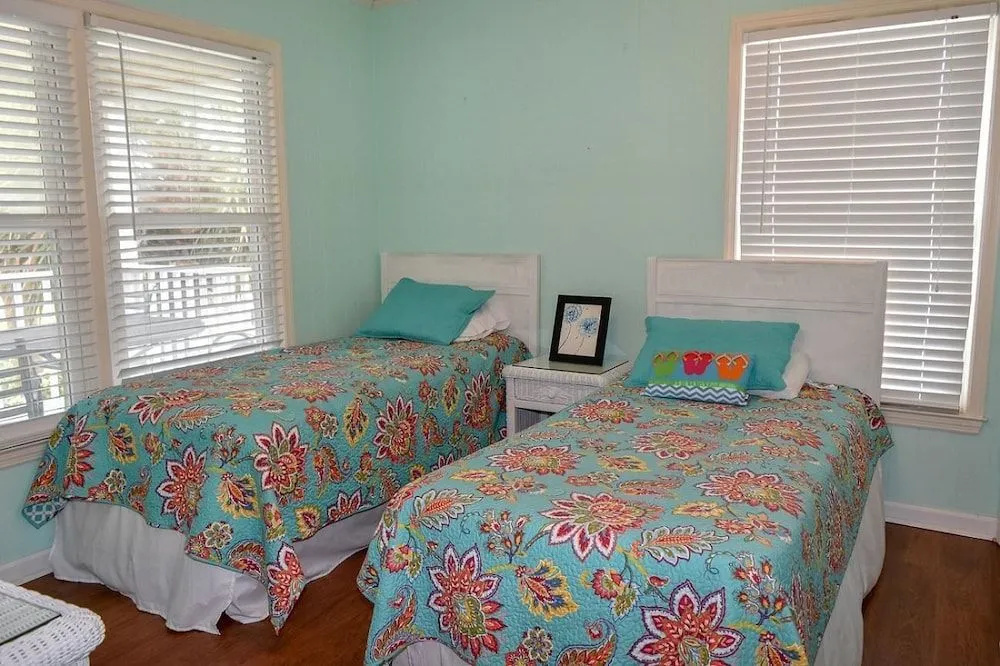 Bubba Breeze House 413 - 4 Br Home
