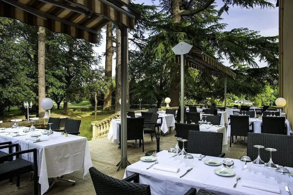 Hôtel Restaurant du Château de la Tour