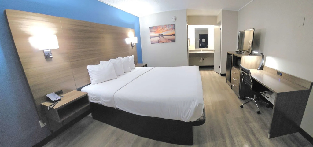 Days Inn by Wyndham Victoria TX East