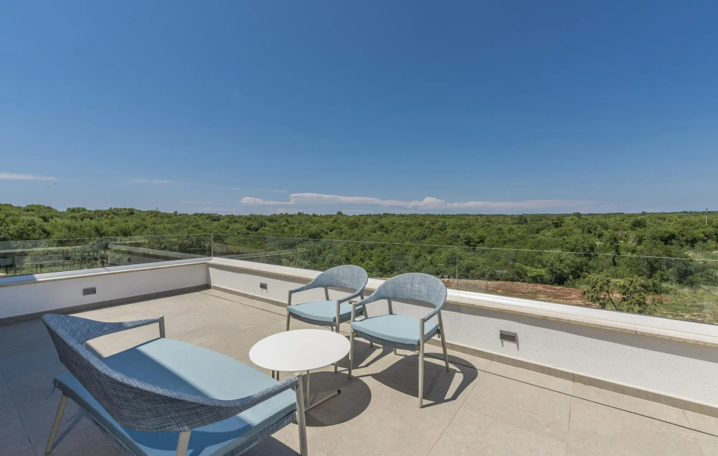 Noble 2 in Bale with 3 bedrooms and 3 bathrooms