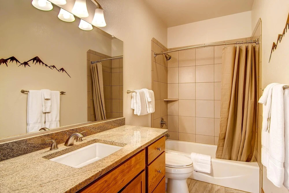 Black Canyon Inn Unit H2