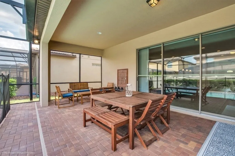 8 Bed Windsor At Westside Resort! 8 Bedroom Villa by RedAwning