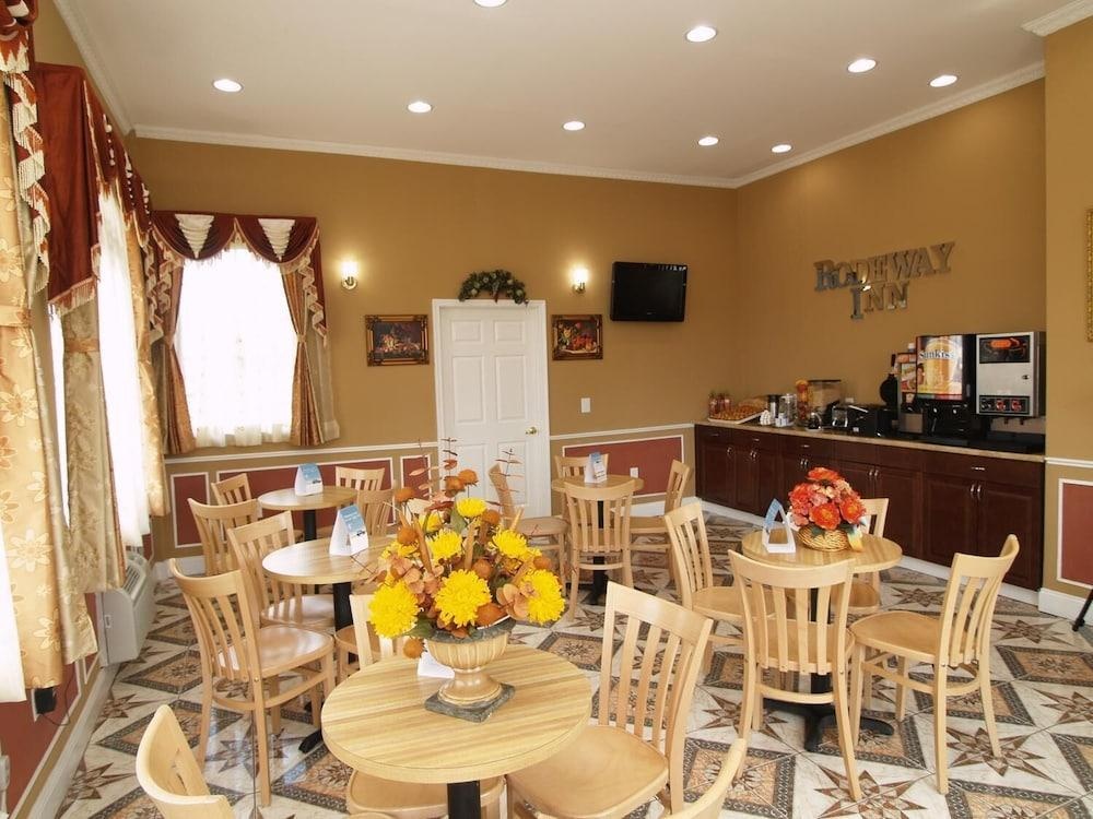 Parkway Inn Philadelphia Airport